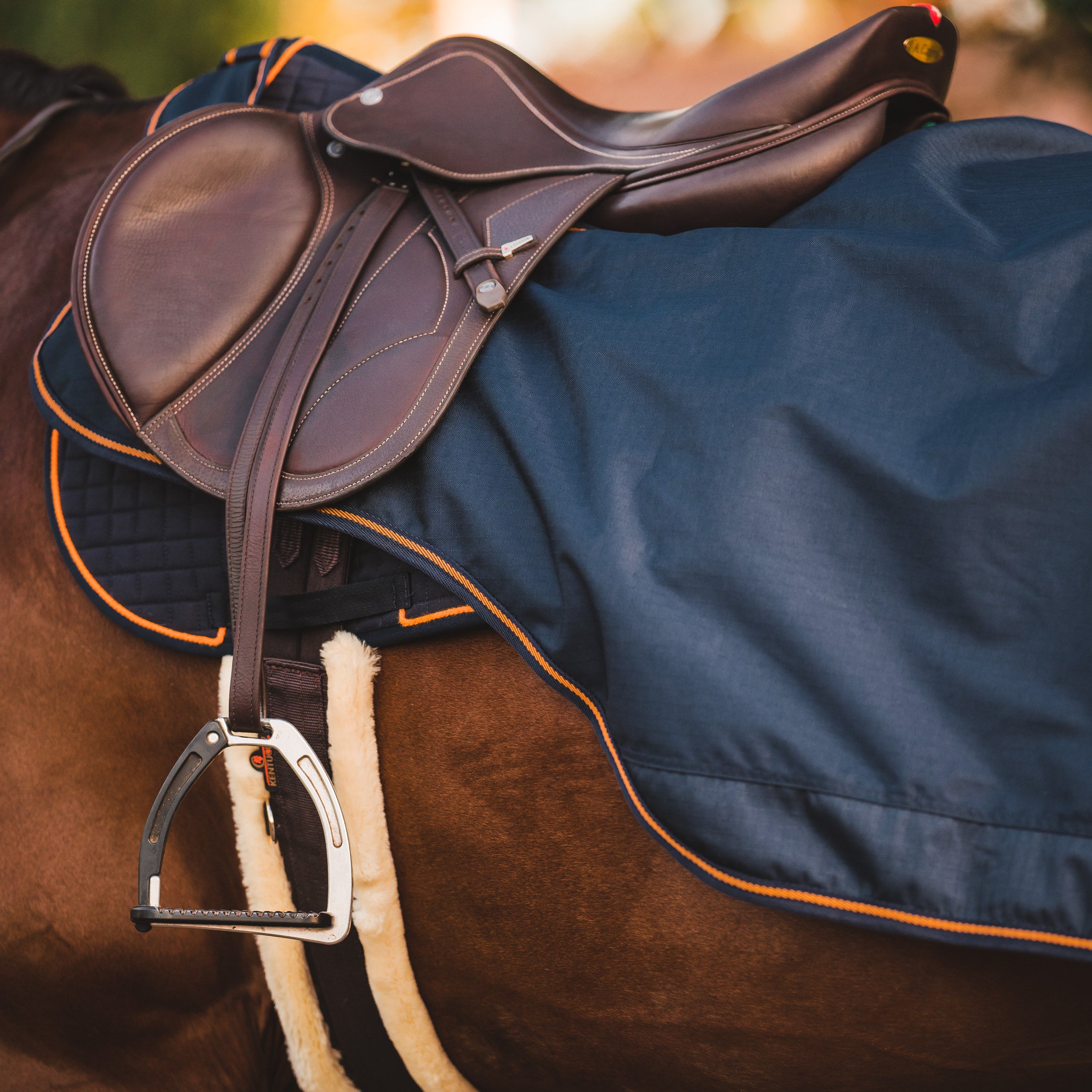 Hyltarp Ridtäcke Blå